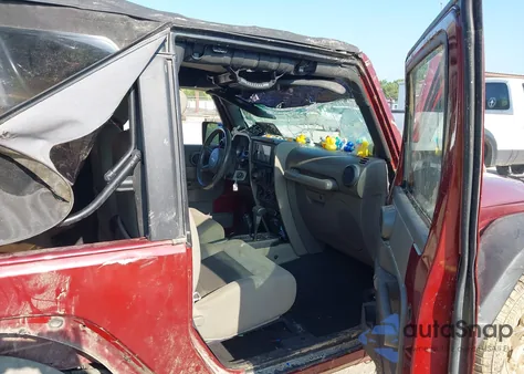 2010 Jeep Wrangler Sport z USA, uszkodzony, nr VIN 1J4AA2D10AL224136